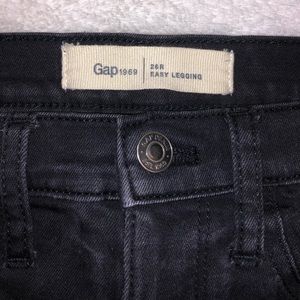 Black Gap skinny jeans